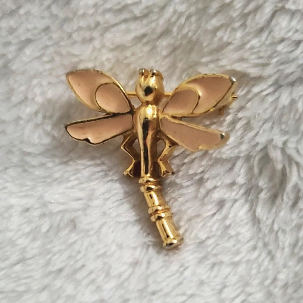 Vintage Trifari Gold Tone and Enamel Dragonfly Pin Brooch Signed
